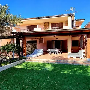 Eliselena Vacation Ever , Villasimius Italia