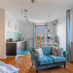 Casatella - Monolocale Con Angolo Cottura - Bagno E Balcone , Vidigulfo Italia